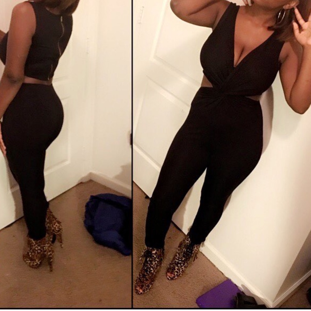 Black jumper ✨